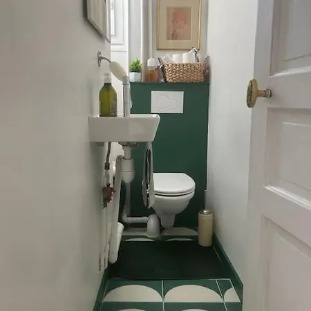 De Charme Avec Terrasse Apartment *