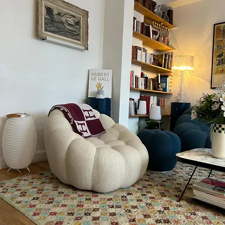 De Charme Avec Terrasse Apartment